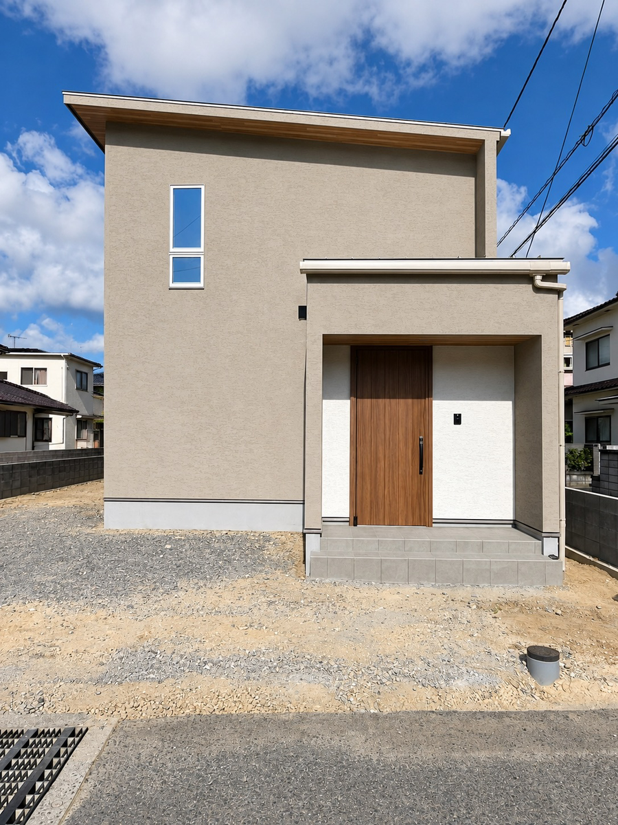 軒がアクセントのお家🌱